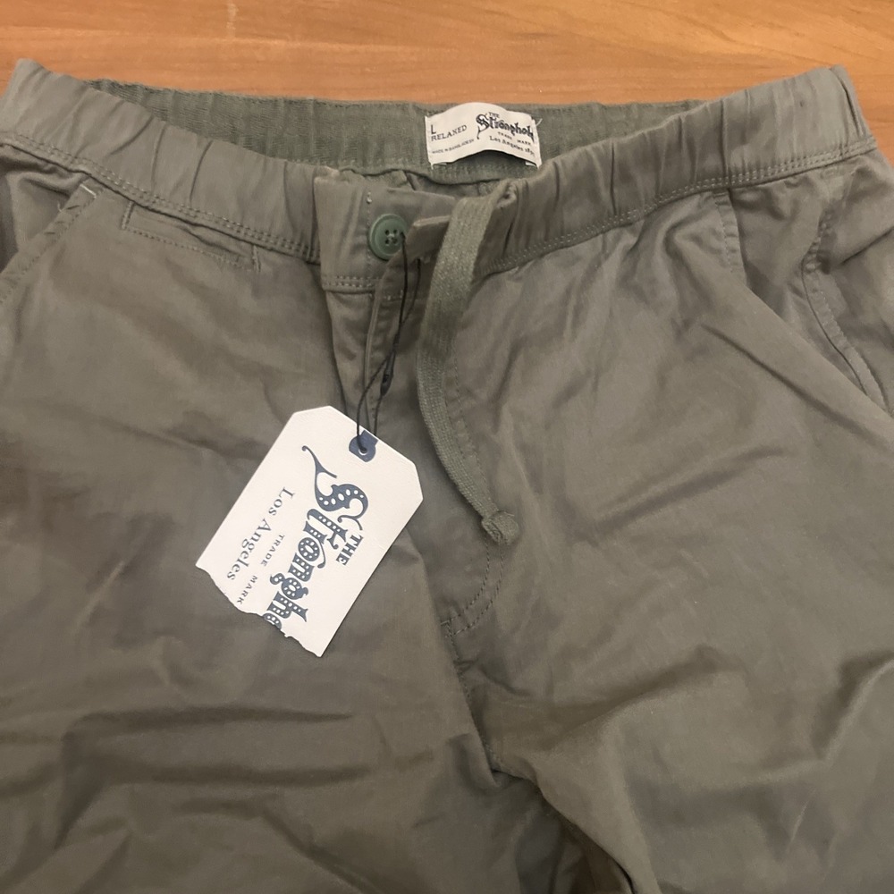 The Stronghold Green Pants Size Men's Large Los Angeles